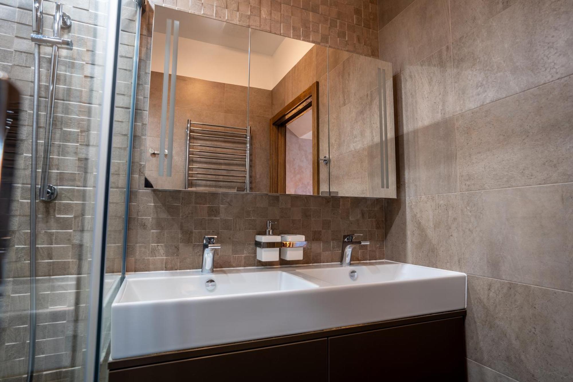Luxury Rooftop Appartment With Fantastic Views براغ المظهر الخارجي الصورة