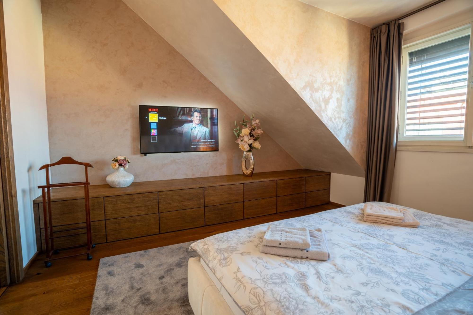 Luxury Rooftop Appartment With Fantastic Views براغ المظهر الخارجي الصورة